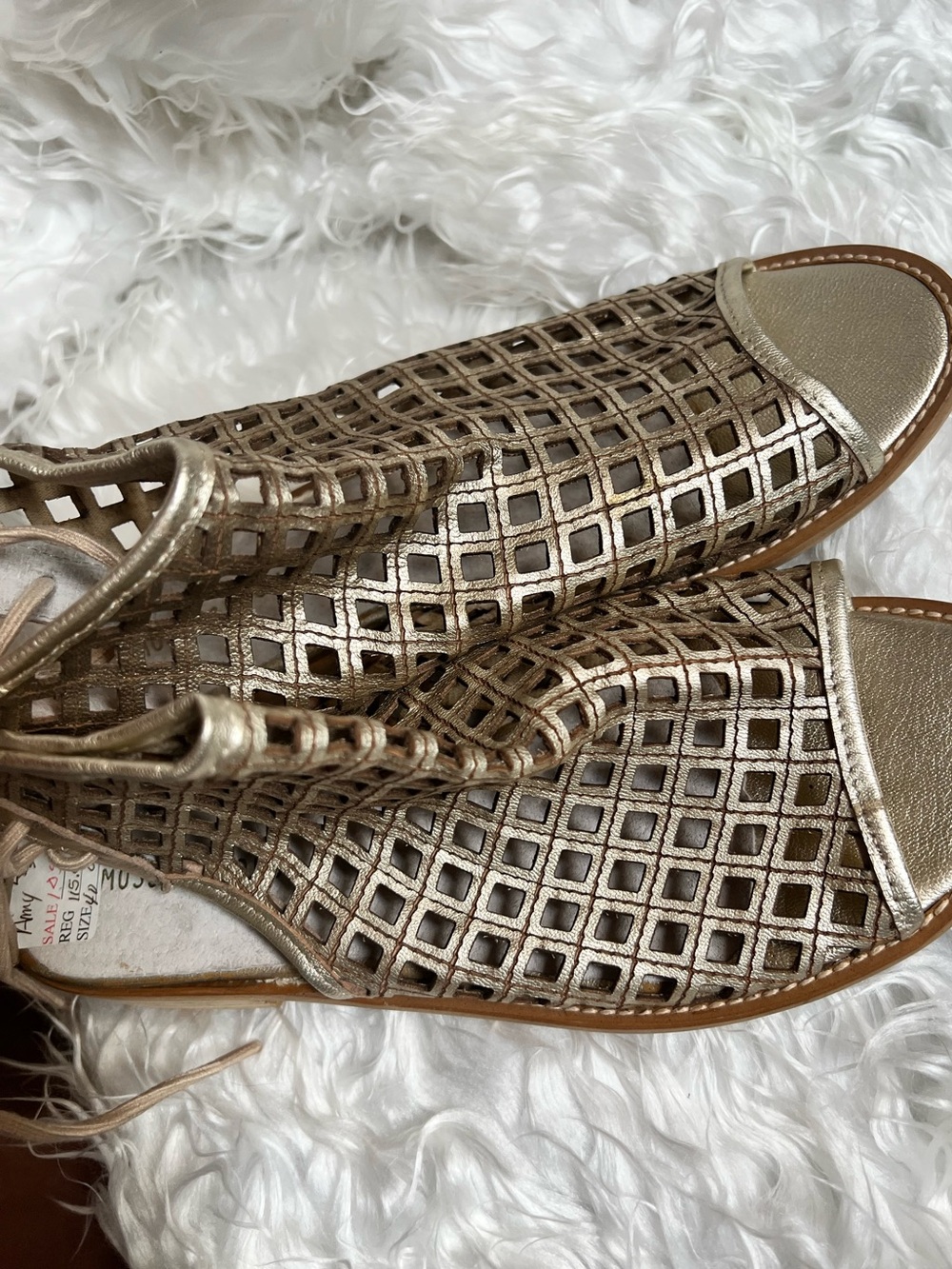 Musse and Cloud Aimy Sandals Gold lace up leather sz 40 9 Made in Spain New